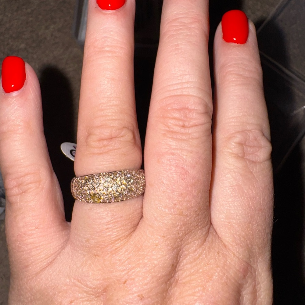 Sparkling Gold-Tone Women's Ring